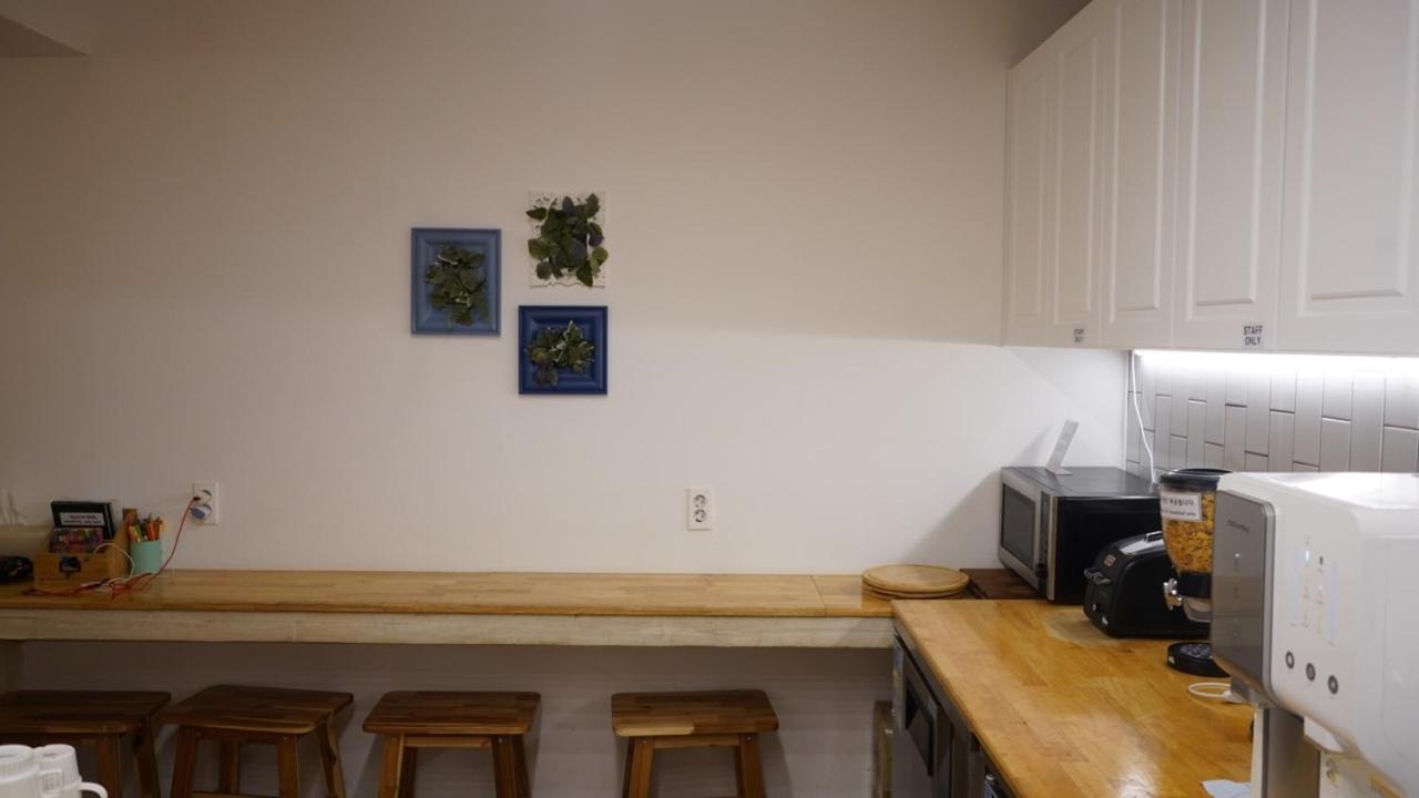 ג'גו Hannahstay Women Only Guesthouse מראה חיצוני תמונה